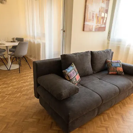 Apartment Faggi 6 *
